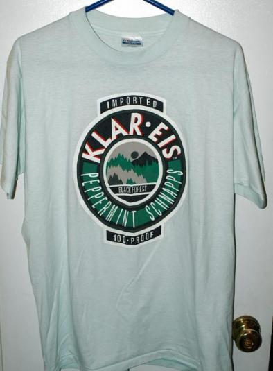 Vintage Klar Eis Black Forest Peppermint Schnapps T-shirt