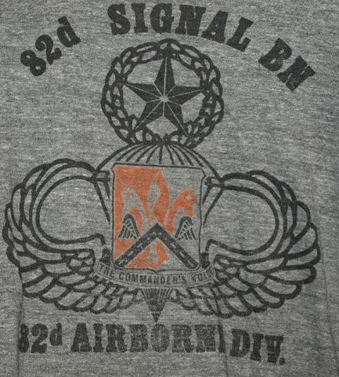Vtg Triblend 82nd Signal BN Airborne Commander Voice T-shirt