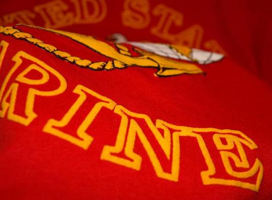 Vintage 90s US Marine Corps Raised Letter Print T-shirt