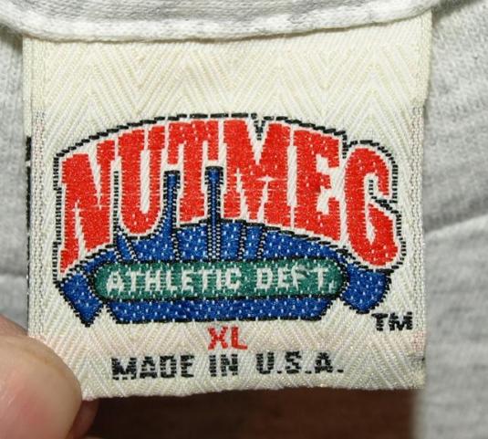 Vintage Nutmeg Tampa Bay Area Loves The Giants T-shirt