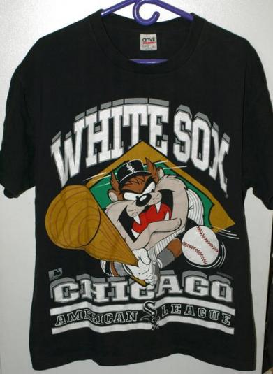 Vintage 90s Taz Devil Chicago White Sox T-shirt