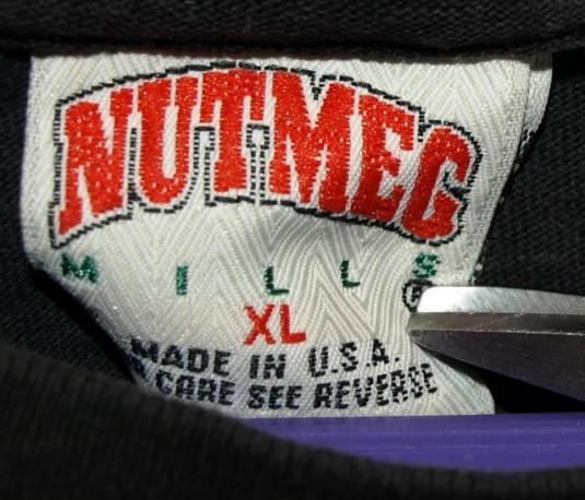 Vintage 90s Nutmeg Mills Boston Bruins Explosion T-shirt