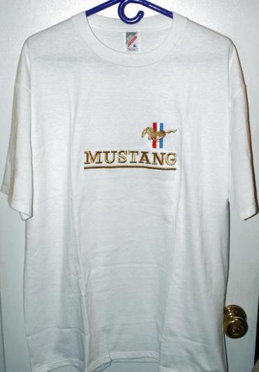 Vintage Near Mint 80s/90s Ford Mustang Embroidered T-shirt