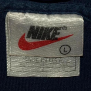 nike red tags