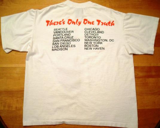 Lenny Kravitz 1991 There's Only One Truth Vintage T-shirt | Defunkd