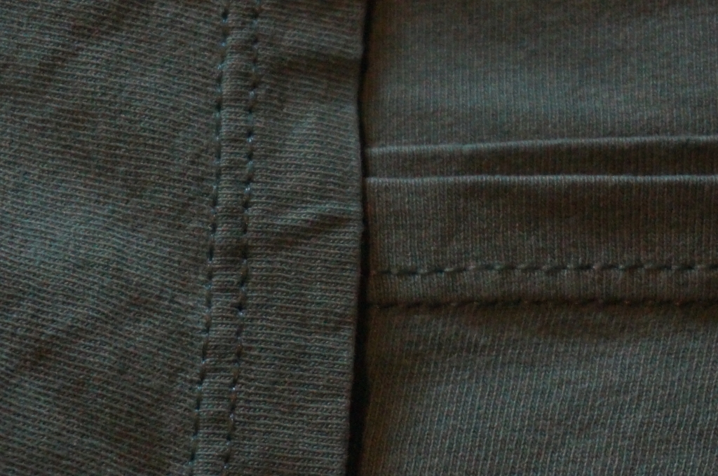 Example of a t-shirt with double stitching on arm and bottom hem