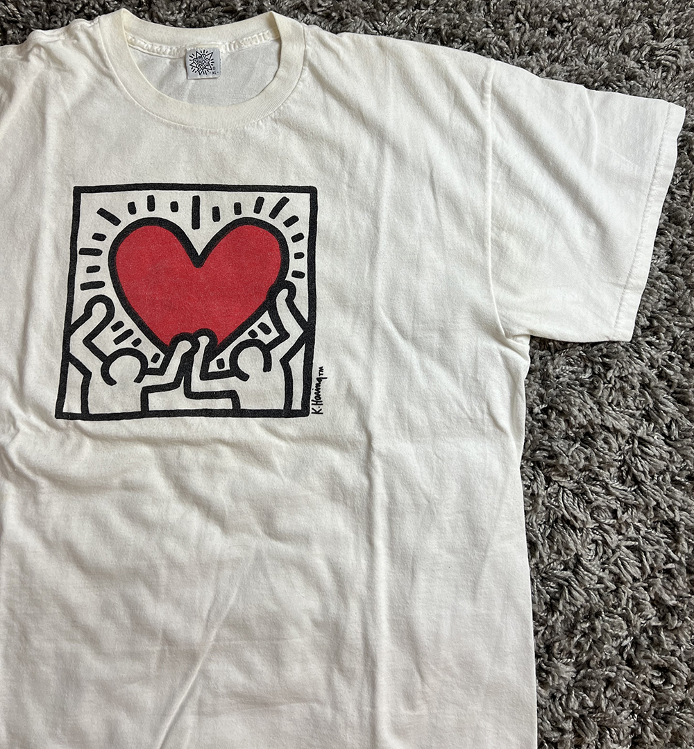 Vintage Keith Haring "2-People Holding Heart" Pop Shop T-Shirt