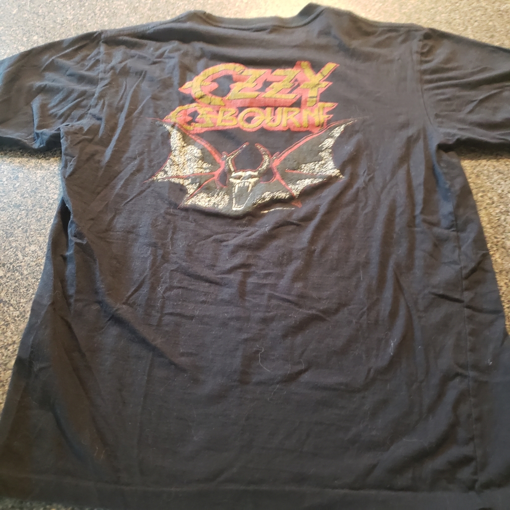 Vintage Ozzy Osbourne Severed Head T-Shirt Back Bat