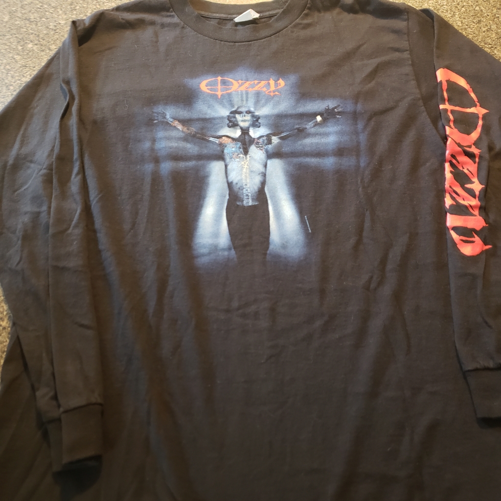 Vintage 2001 Ozzy Down to Earth T-Shirt, Arm print