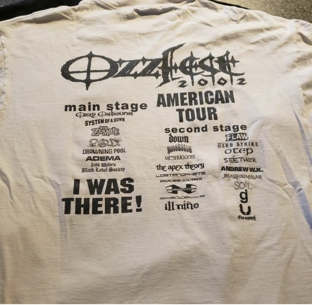 Vintage Ozzfest 2002 T-Shirt Back System of a Down Rob Zombie Drowning Pool Adema 
