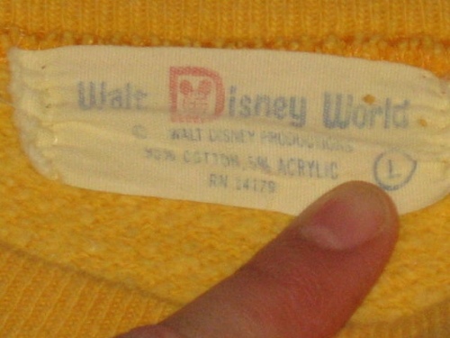 vintage walt disney world sweatshirt tag