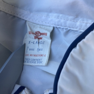 vintage walt disney world nylon jacket tag