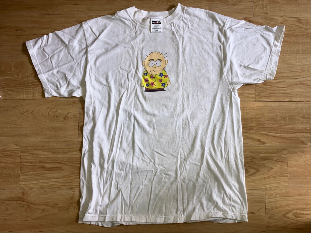 vintage 1990s south park elephant makes love to a pig t-shirt front