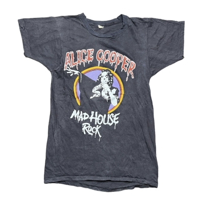 alice cooper mad house t-shirt in fast times at ridgemont high