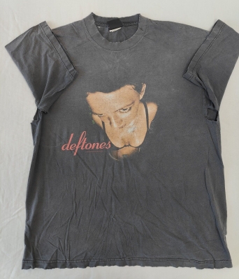 Vintage Deftones 1998 Around The Fur T-Shirt heavy wear