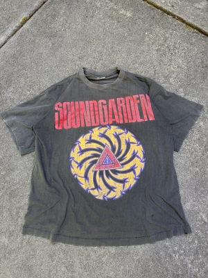 Vintage Soundgarden Bad Motor Finger T-shirt