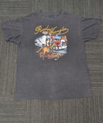 Vintage Truckers Only 3D Emblem T-Shirt Road Wrangler