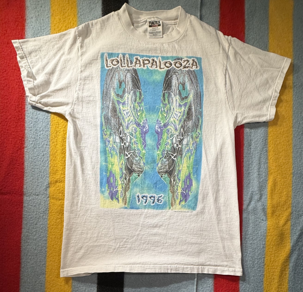 Vintage Lollapalooza 1996 concert shirt