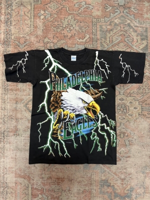 Vintage 1993 Philadelphia Eagles Lightning Bolt American Thunder T-shirt