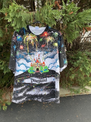 VTG 80s 90s Disney World Disneyland Fireworks Black Light T-Shirt All Over Print